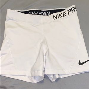 NWOT nike pro-fit shorts